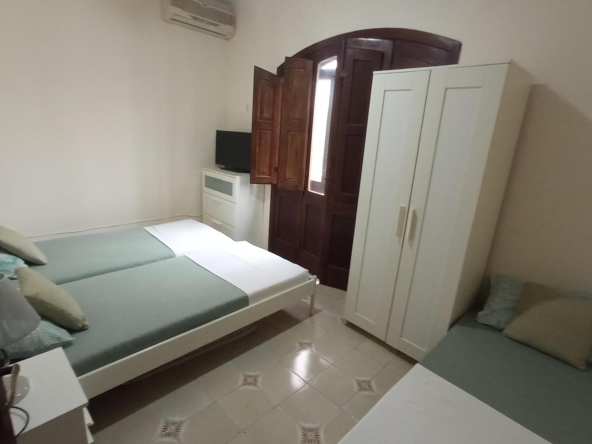 Cosy Bedroom Near University Gzira Bagian luar foto